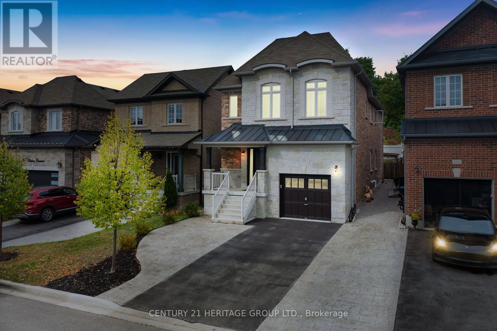 159 CHELSEA CRESCENT