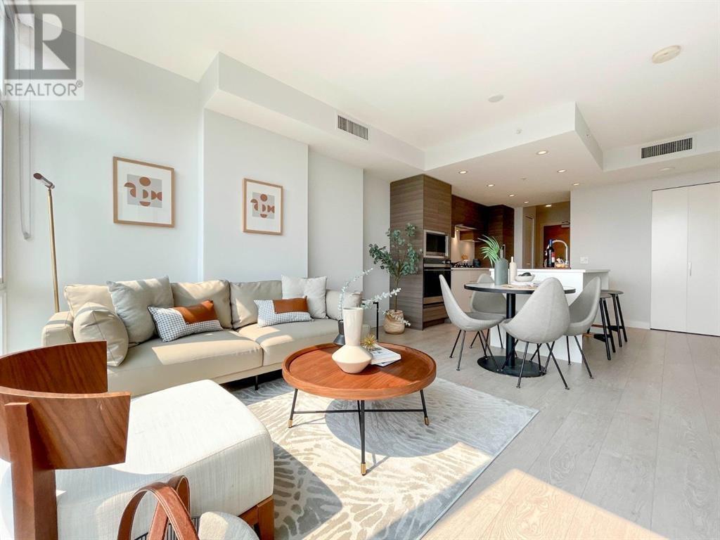 906 6833 Buswell Street, Richmond, British Columbia