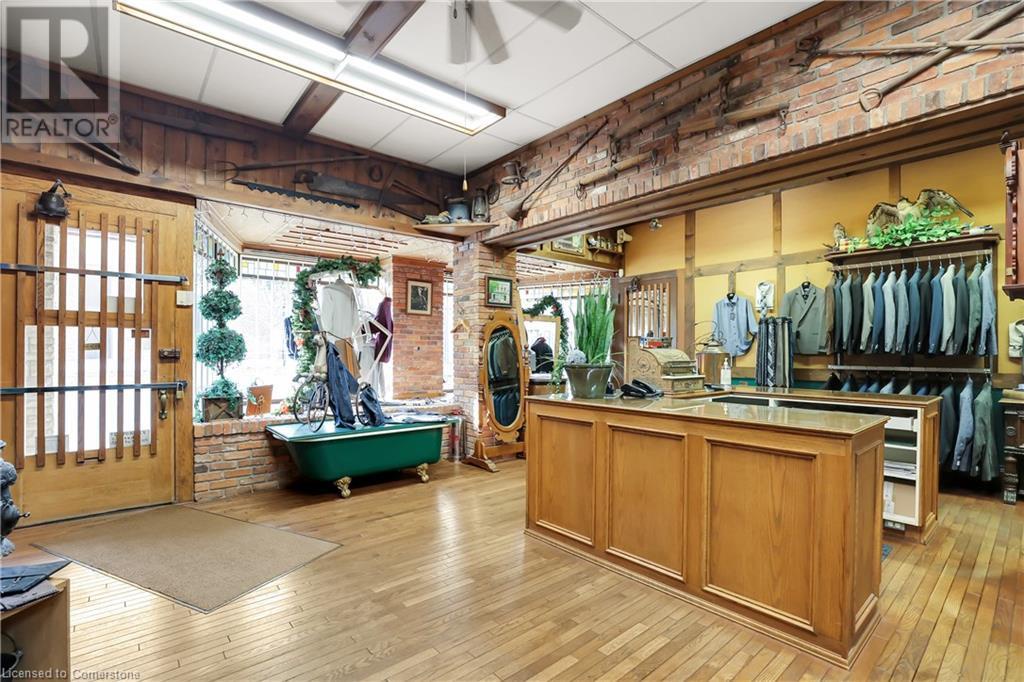 24 Cross Street, Welland, Ontario