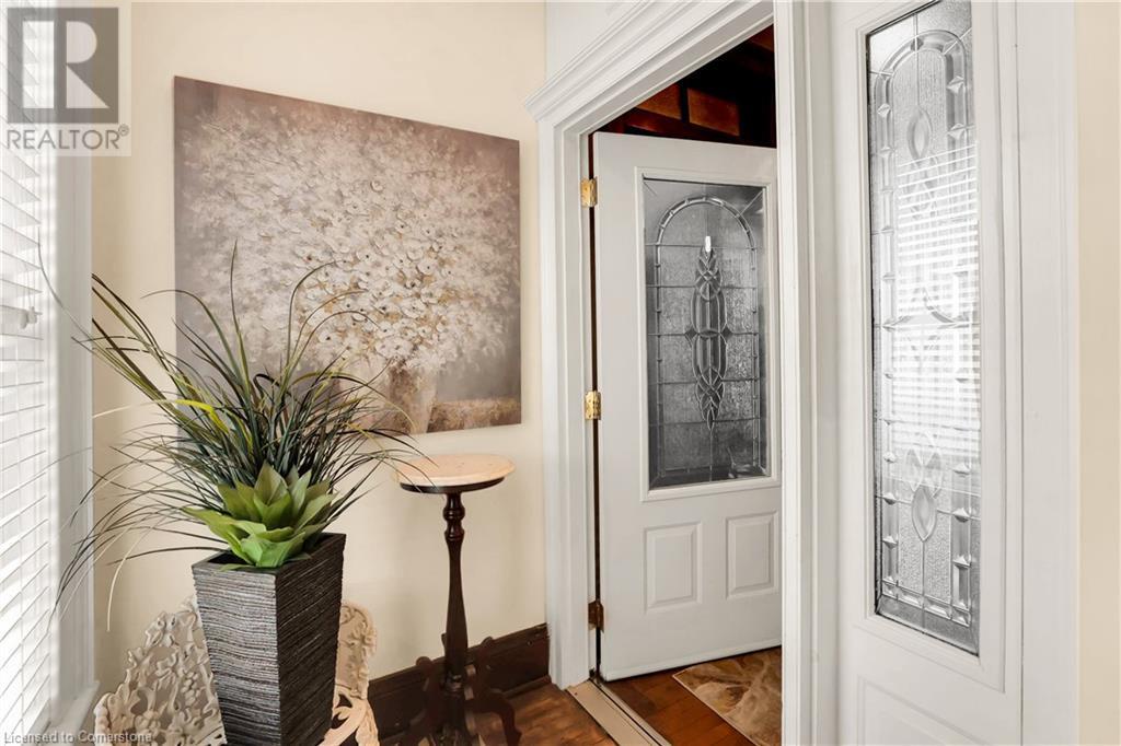 24 Cross Street, Welland, Ontario