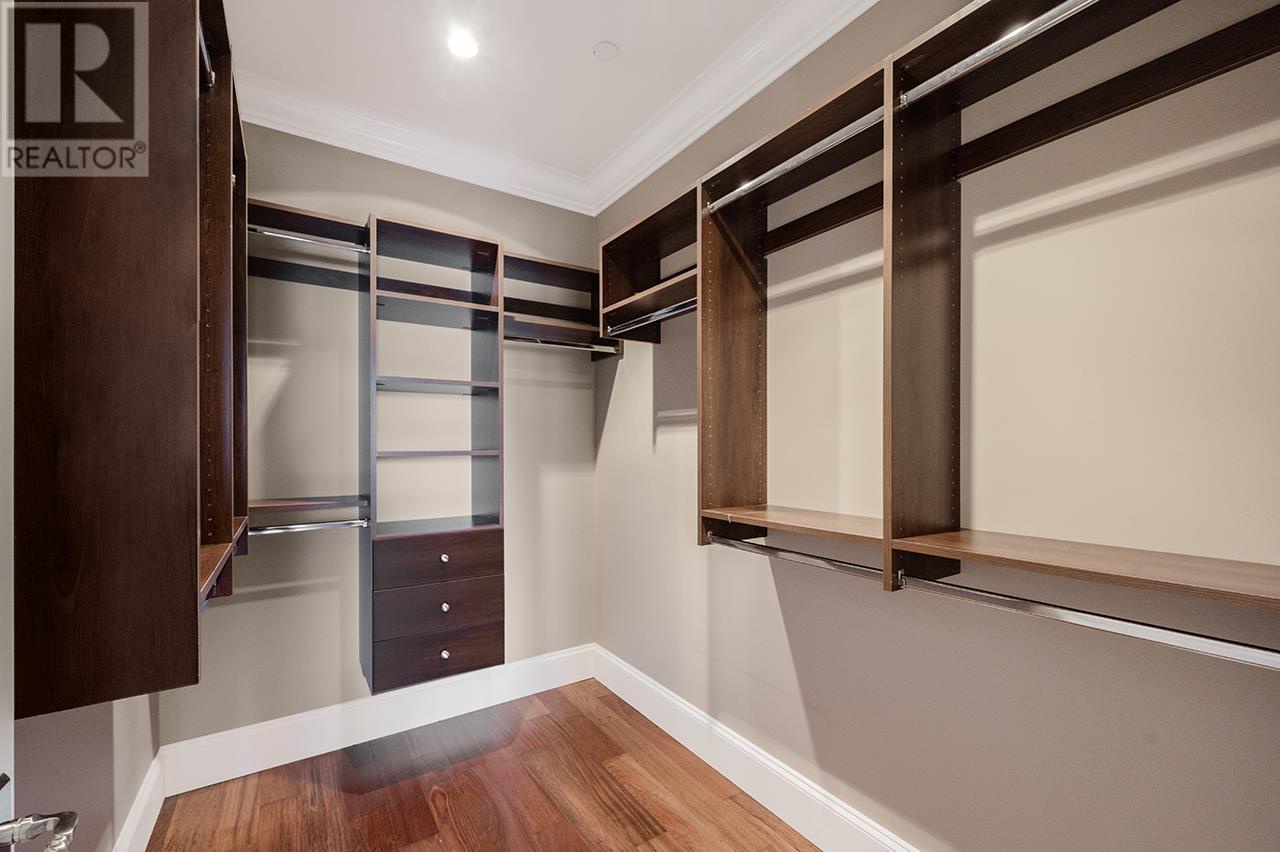 2817 Oliver Crescent, Vancouver, British Columbia