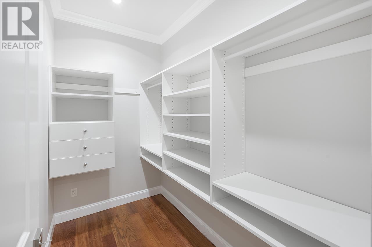 2817 Oliver Crescent, Vancouver, British Columbia