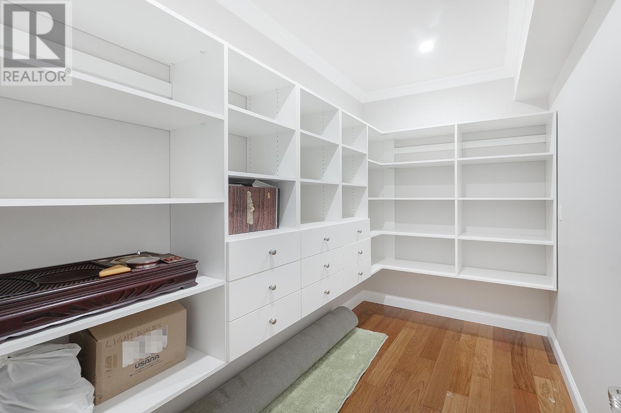 2817 Oliver Crescent, Vancouver, British Columbia