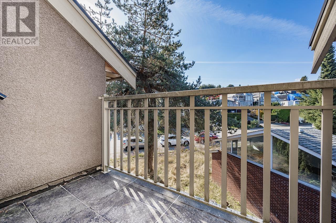 2817 Oliver Crescent, Vancouver, British Columbia