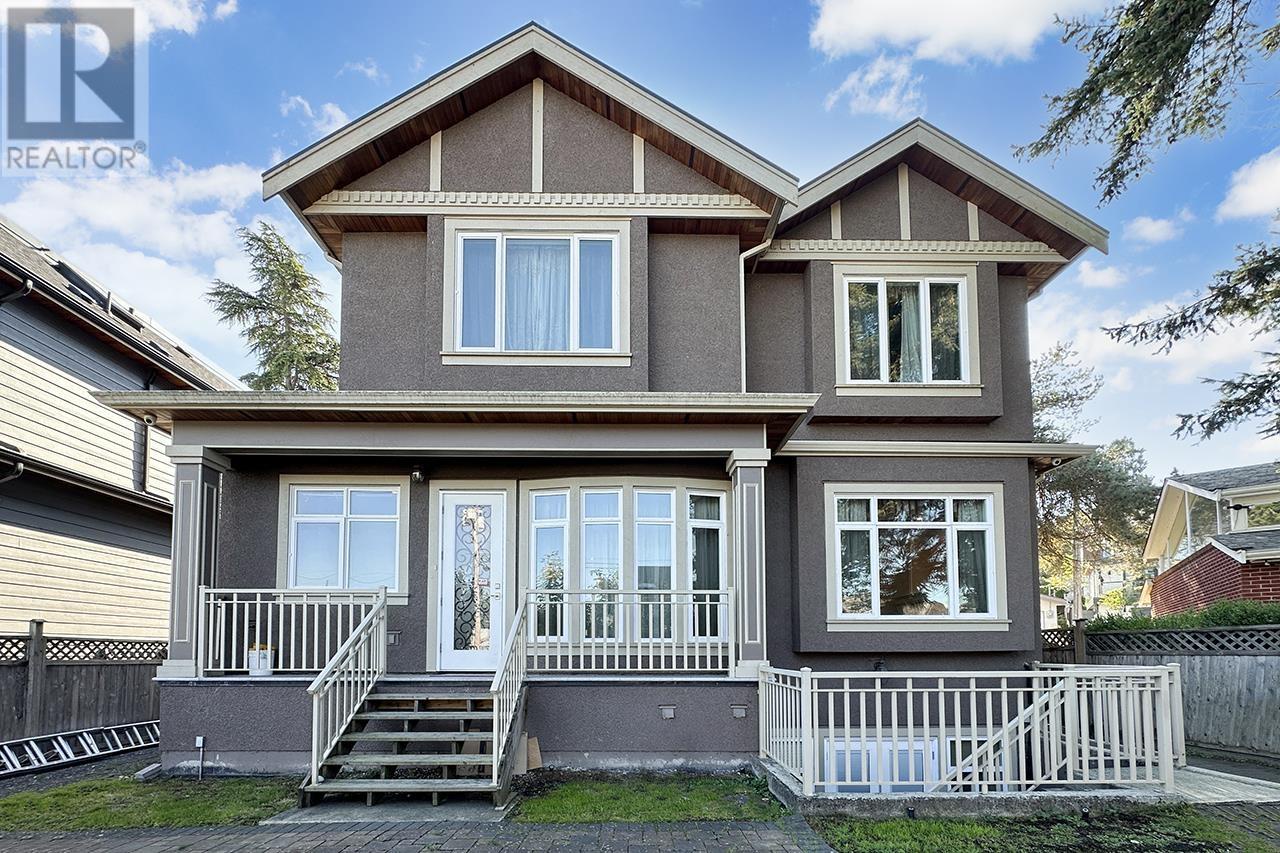 2817 Oliver Crescent, Vancouver, British Columbia