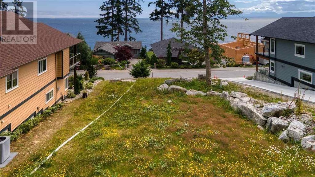 6014 Silverstone Lane, Sechelt, British Columbia