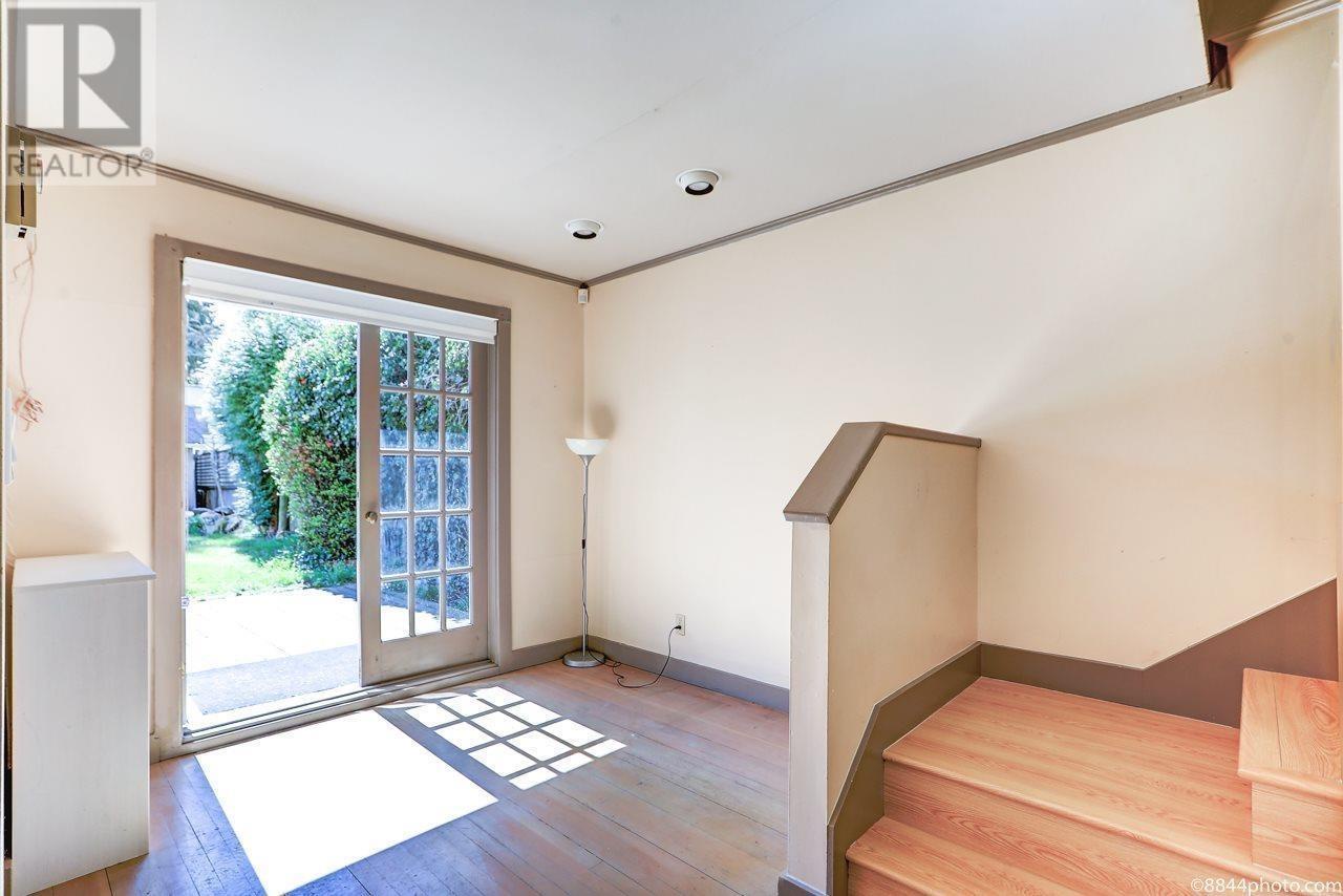 3870 W 17th Avenue, Vancouver, British Columbia