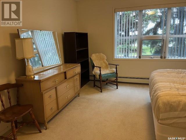 101 102 1st Avenue, Caronport, Saskatchewan