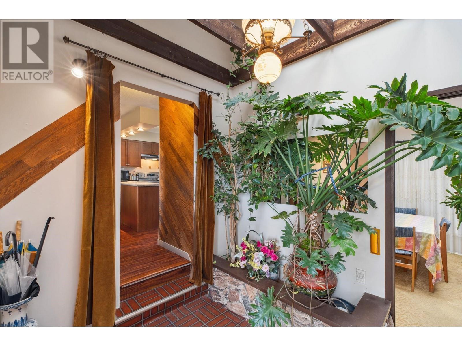 3417 Roxton Avenue, Coquitlam, British Columbia