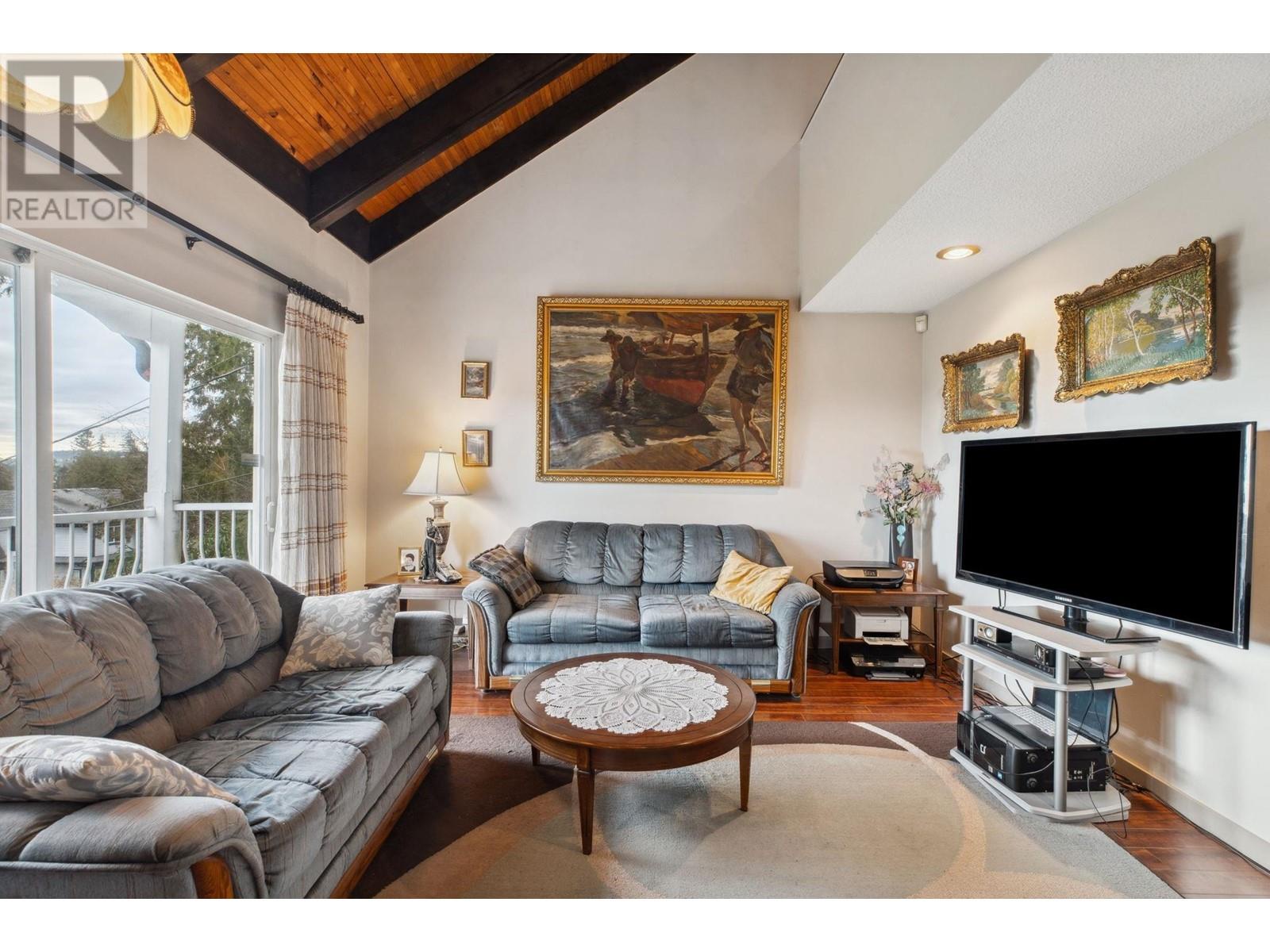 3417 Roxton Avenue, Coquitlam, British Columbia