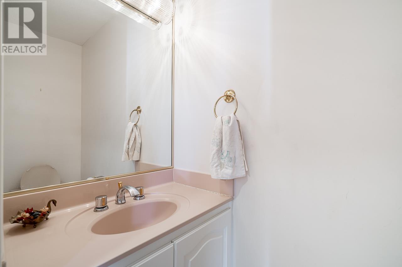 3513 W 40th Avenue, Vancouver, British Columbia