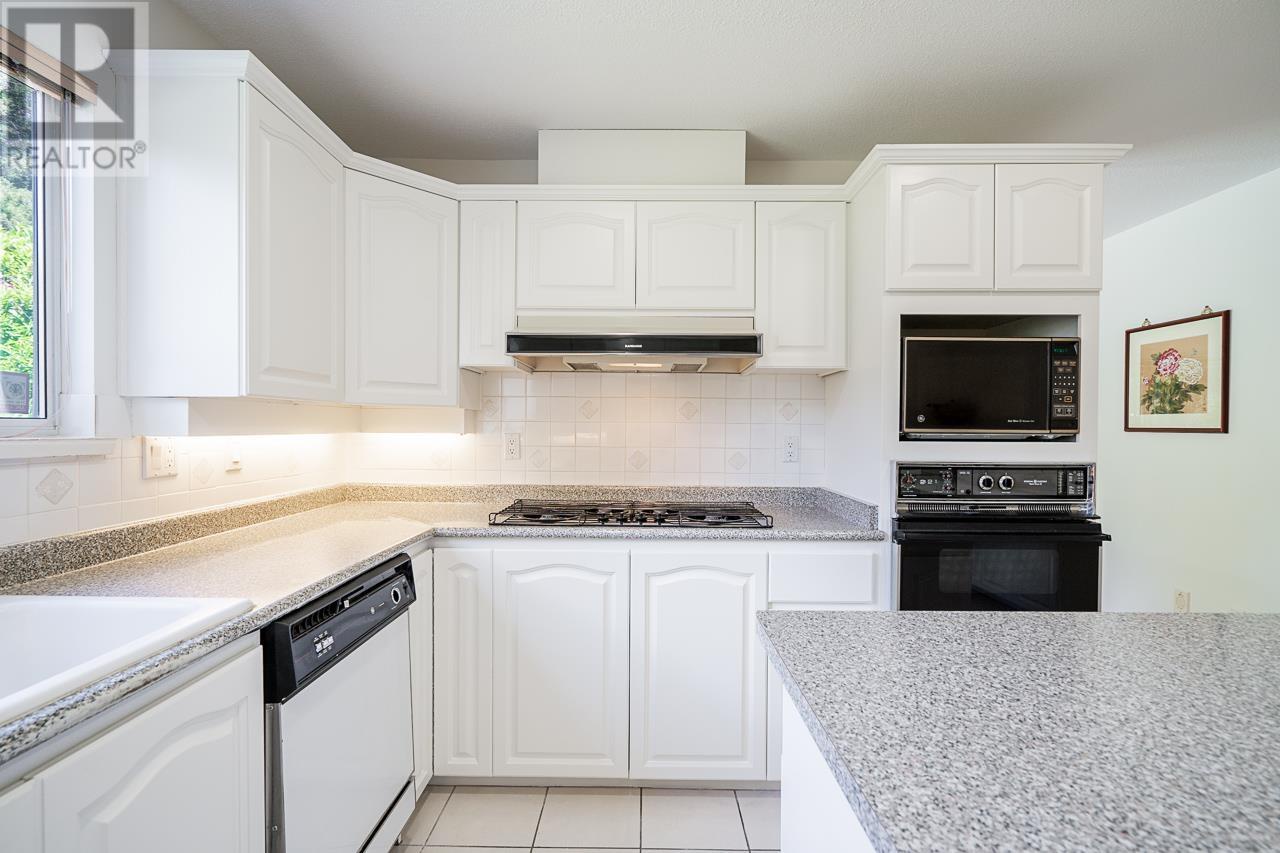 3513 W 40th Avenue, Vancouver, British Columbia