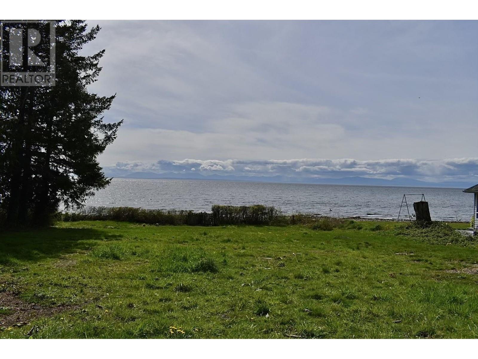 2763 Lower Road, Roberts Creek, British Columbia