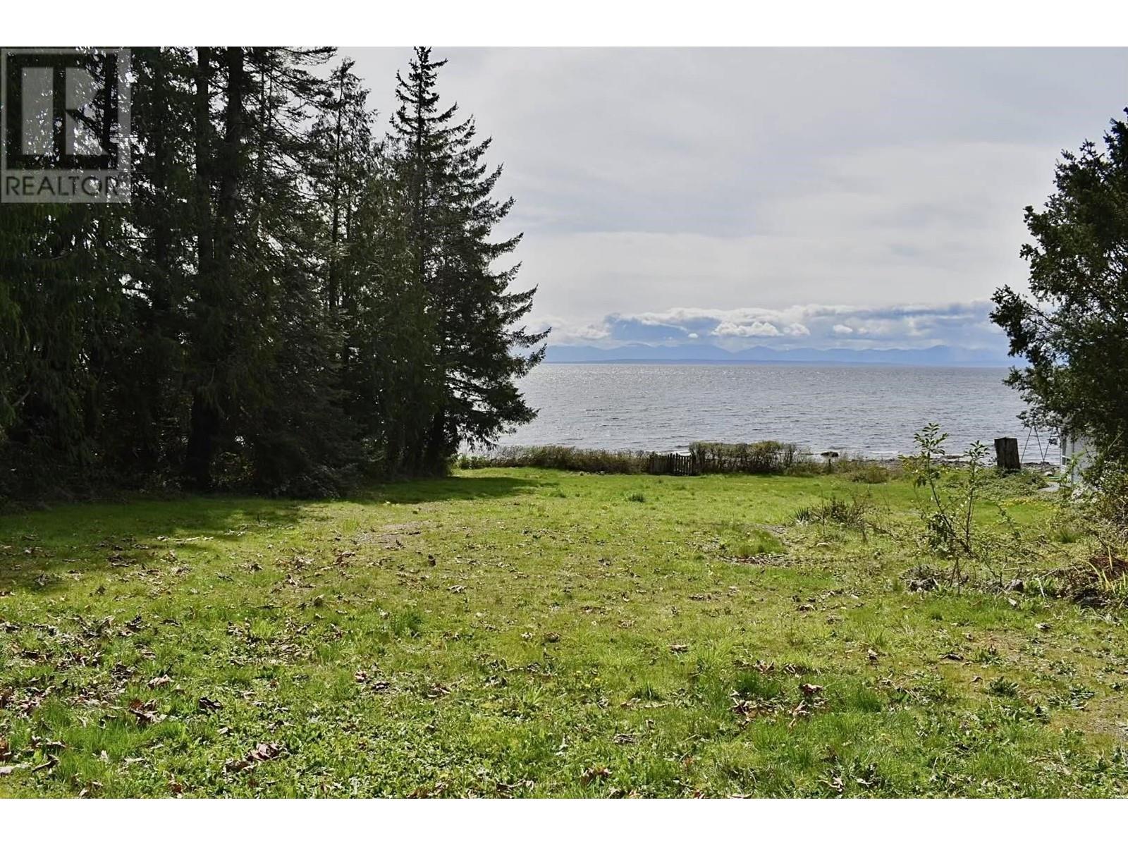 2763 Lower Road, Roberts Creek, British Columbia