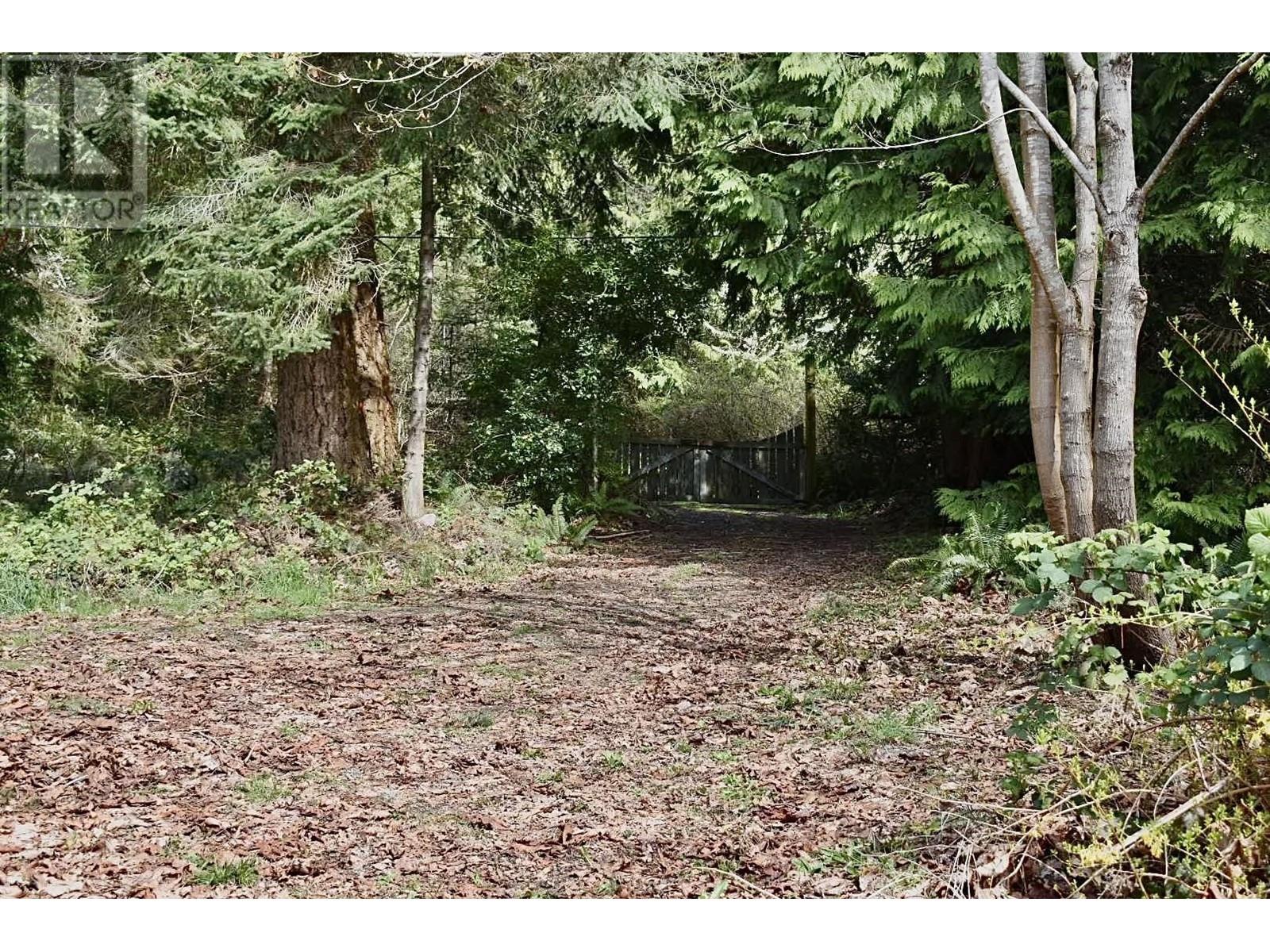2763 Lower Road, Roberts Creek, British Columbia