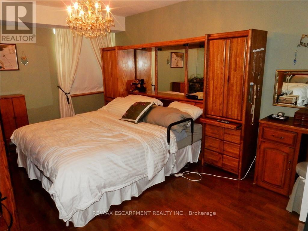 1512 - 500 Green Road, Hamilton (confederation Park), Ontario