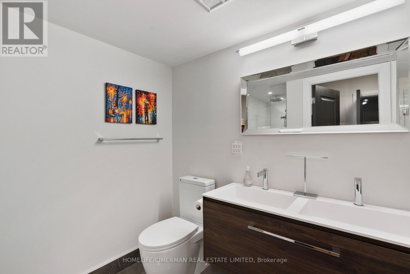 204 - 96 Fifeshire Road, Toronto (st. Andrew-windfields), Ontario