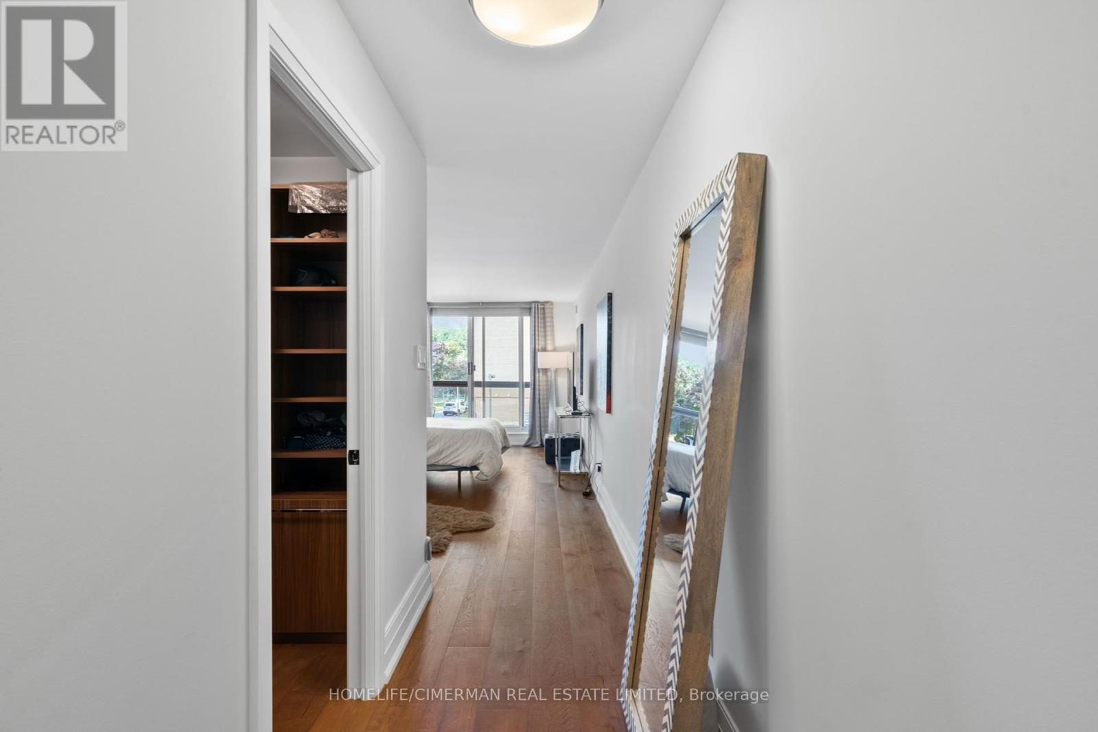 204 - 96 Fifeshire Road, Toronto (st. Andrew-windfields), Ontario