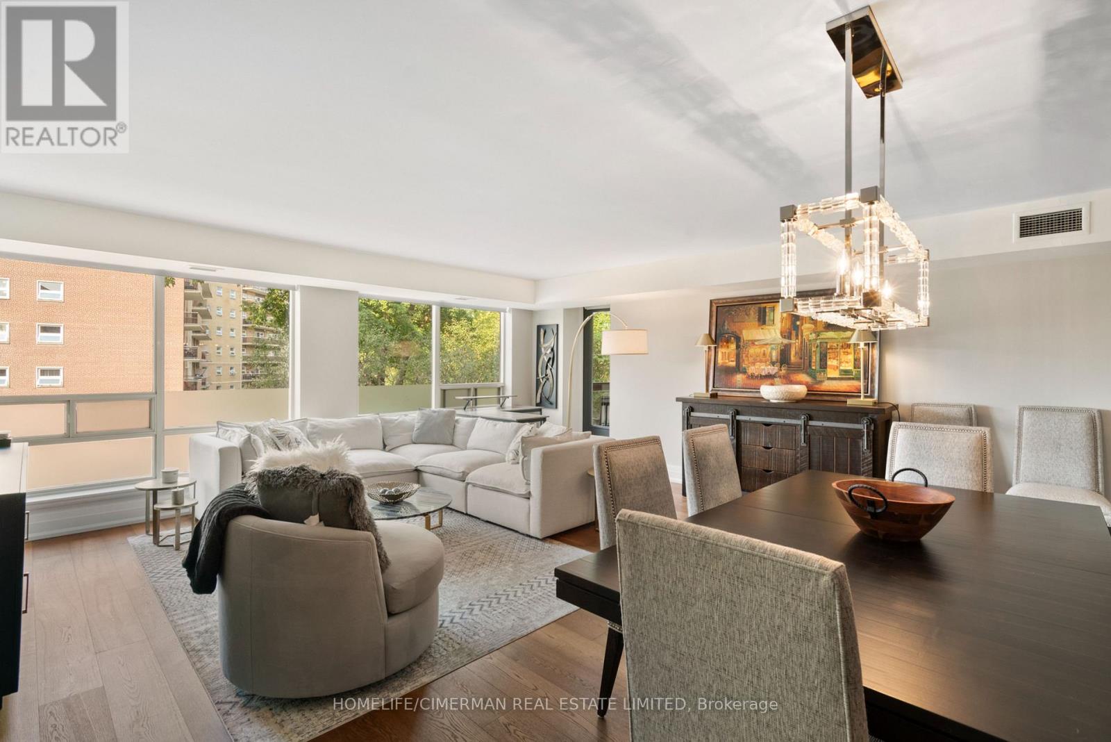 204 - 96 Fifeshire Road, Toronto (st. Andrew-windfields), Ontario