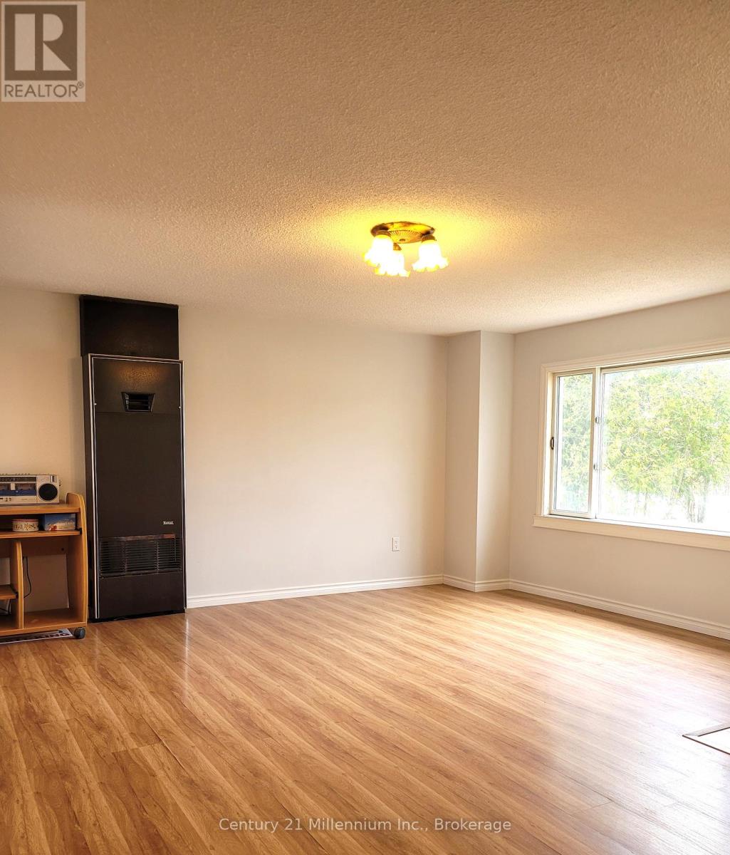 25 Ayling Reid Court, Wasaga Beach, Ontario