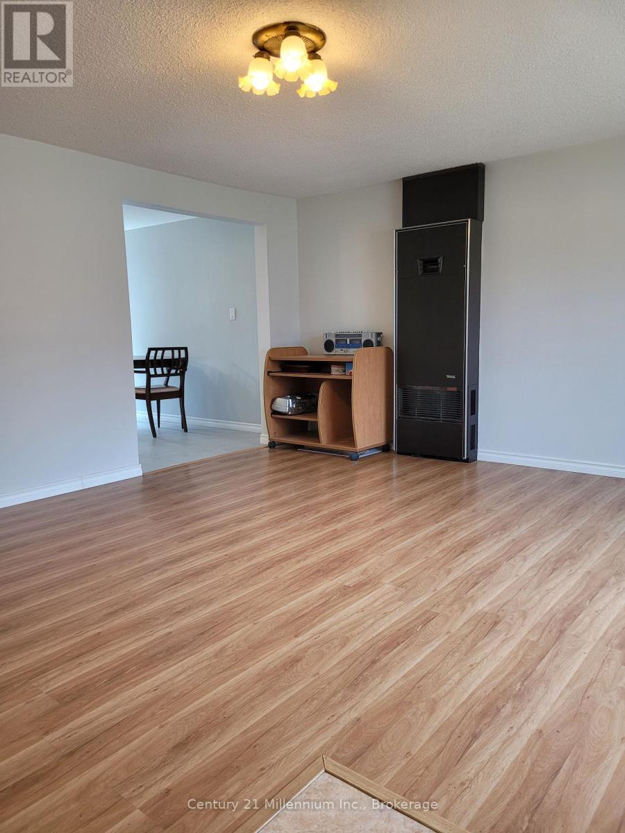 25 Ayling Reid Court, Wasaga Beach, Ontario