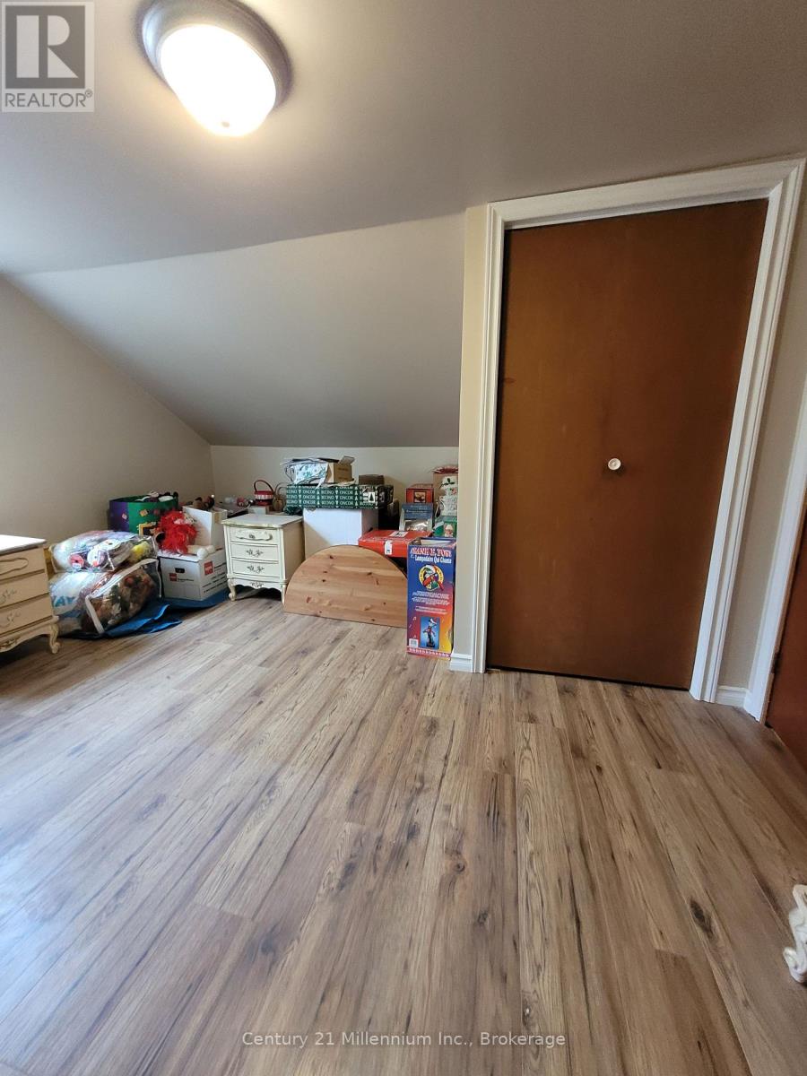 25 Ayling Reid Court, Wasaga Beach, Ontario