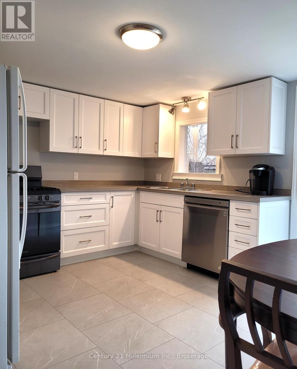 25 Ayling Reid Court, Wasaga Beach, Ontario