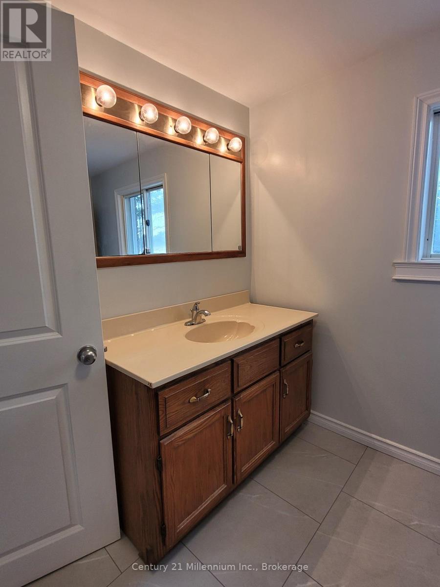 25 Ayling Reid Court, Wasaga Beach, Ontario