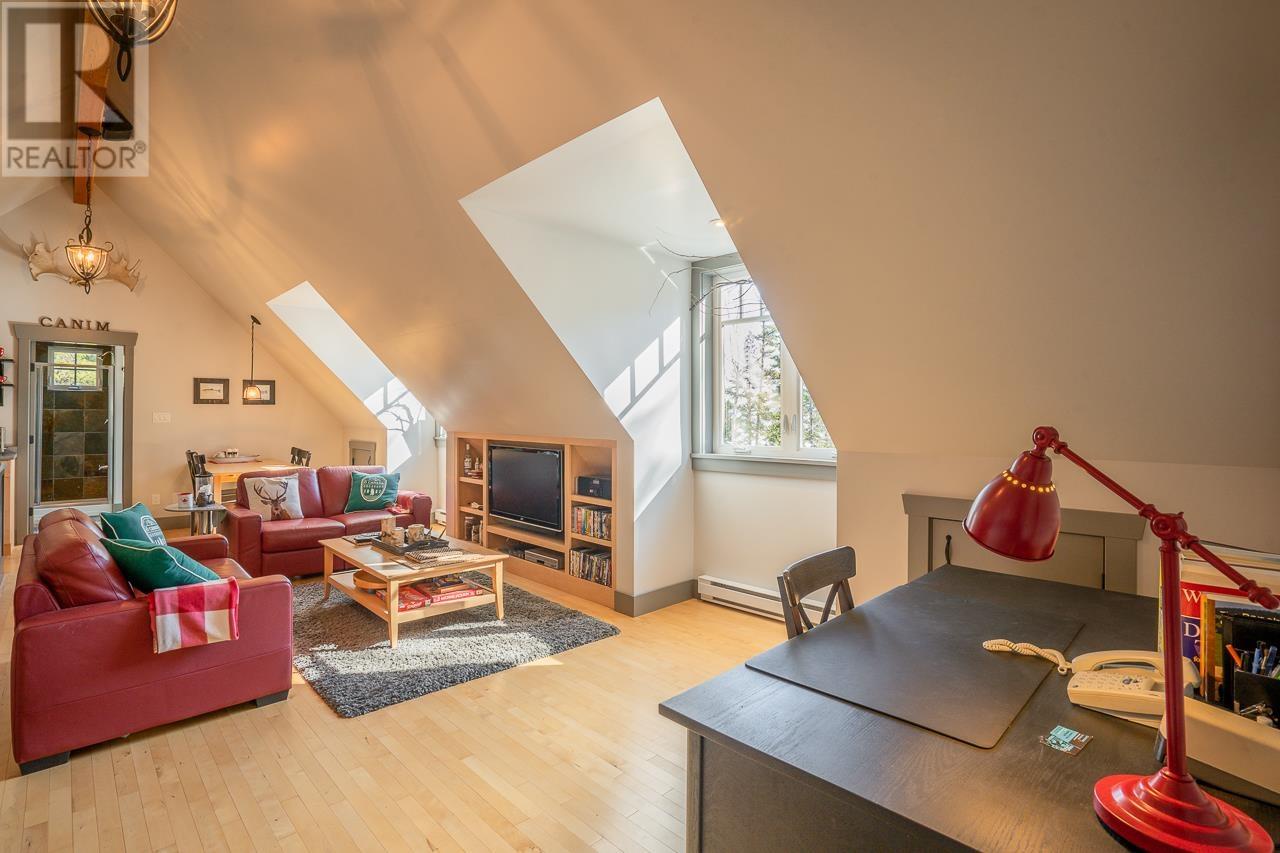 7460 Ruffell Road, Canim Lake, British Columbia