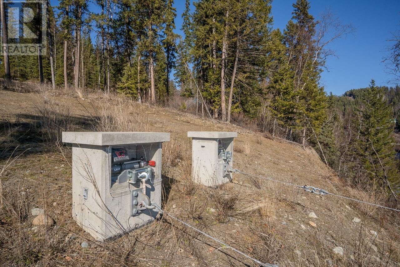 7460 Ruffell Road, Canim Lake, British Columbia