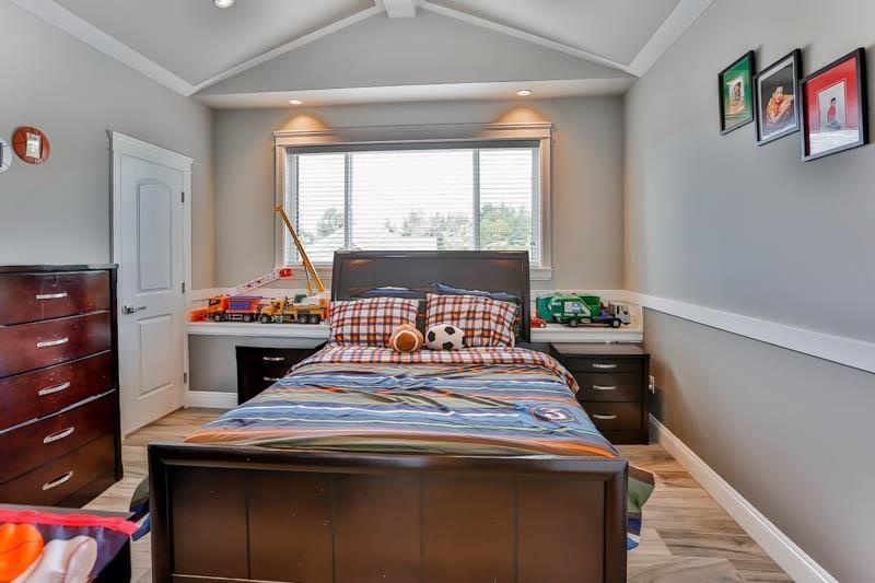 14728 79 Avenue, Surrey, British Columbia