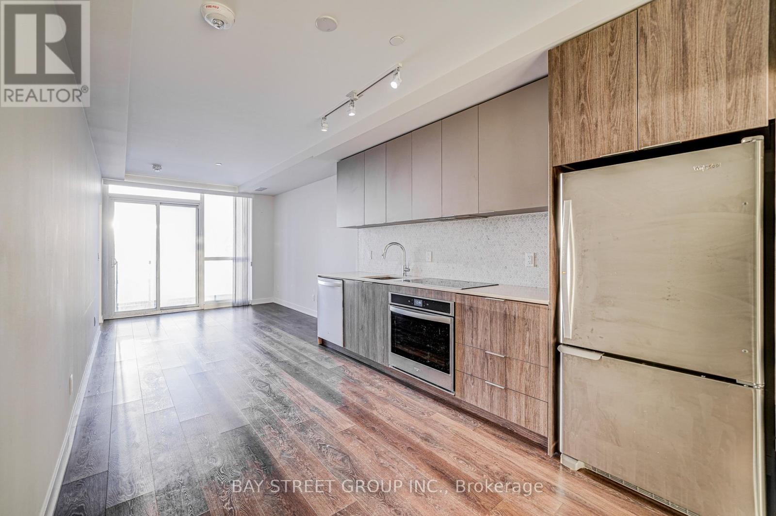 1211 - 2 Sonic Way, Toronto (flemingdon Park), Ontario