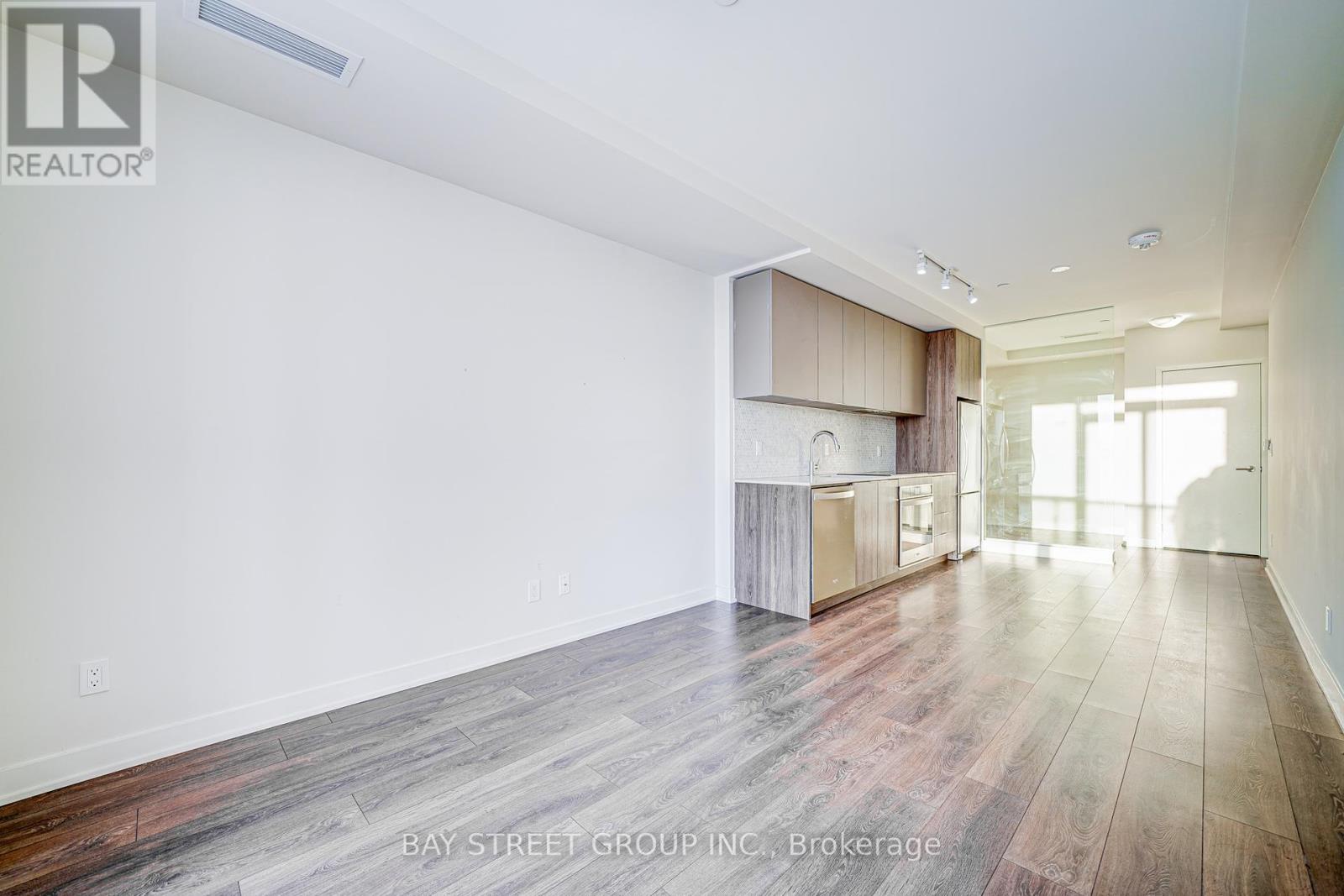 1211 - 2 Sonic Way, Toronto (flemingdon Park), Ontario