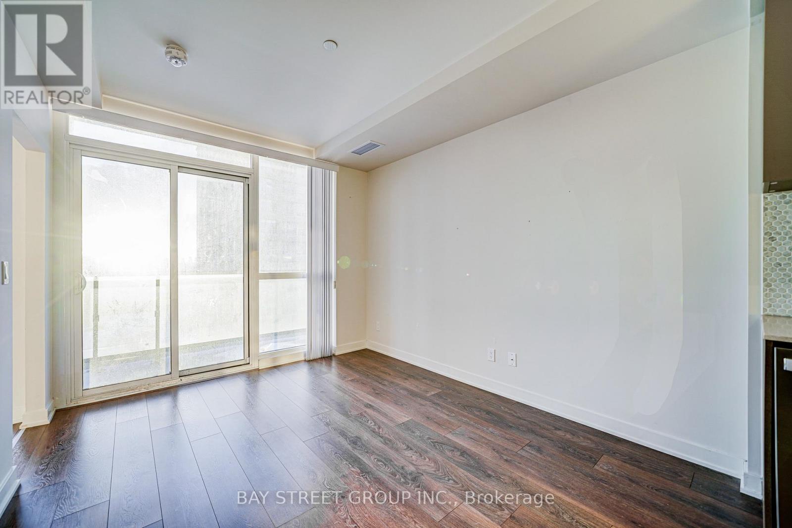 1211 - 2 Sonic Way, Toronto (flemingdon Park), Ontario