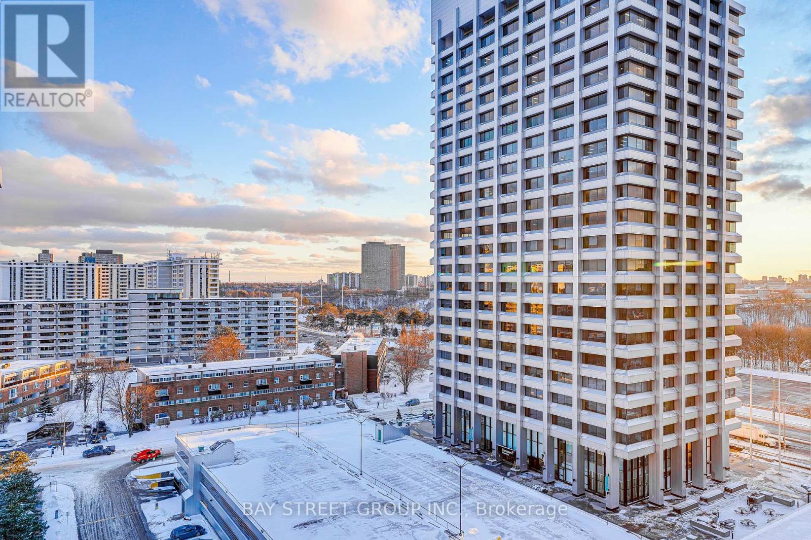 1211 - 2 Sonic Way, Toronto (flemingdon Park), Ontario