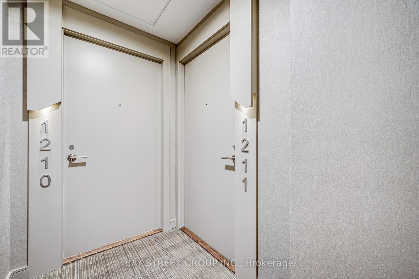 1211 - 2 Sonic Way, Toronto (flemingdon Park), Ontario