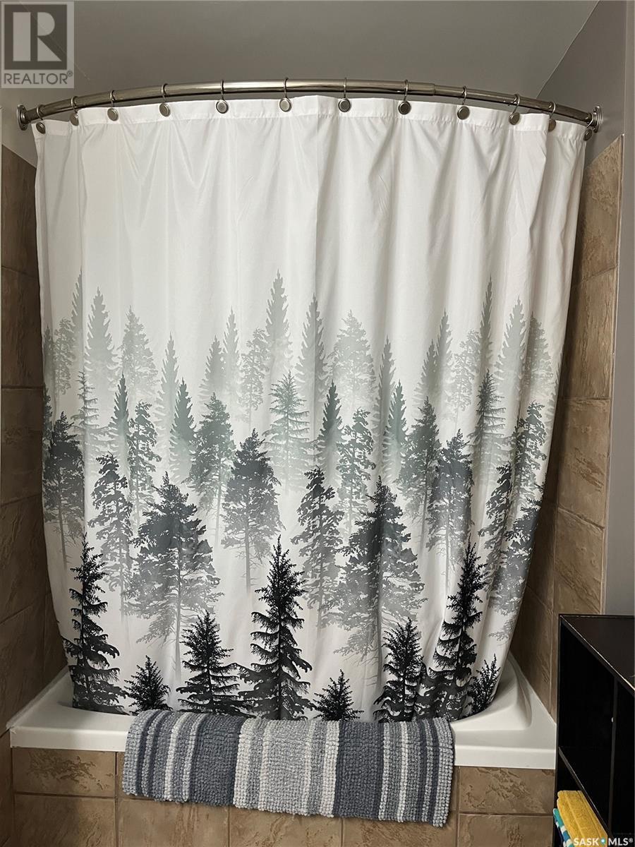 116 2nd Avenue N, Big River, Saskatchewan