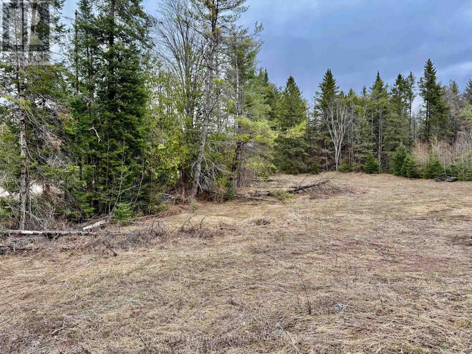 885 Cleveland Road, Tudor And Cashel (tudor Ward), Ontario