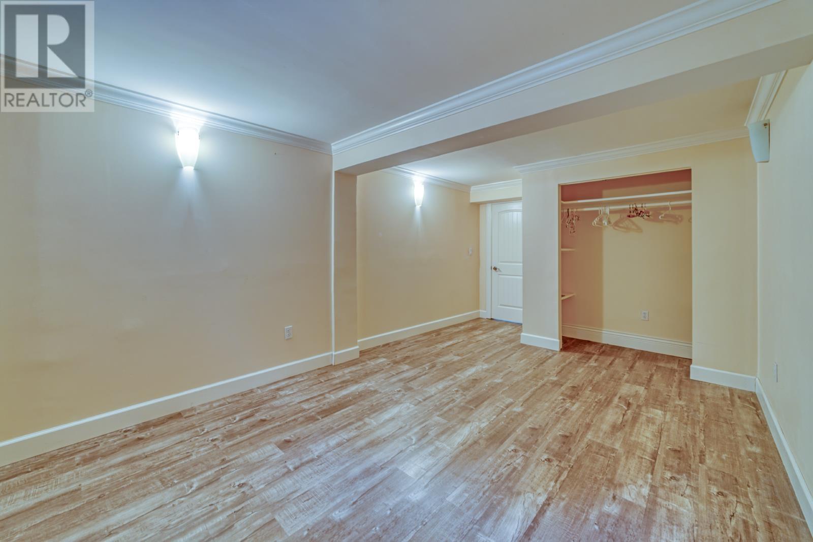 990 Kinsac Street, Coquitlam, British Columbia