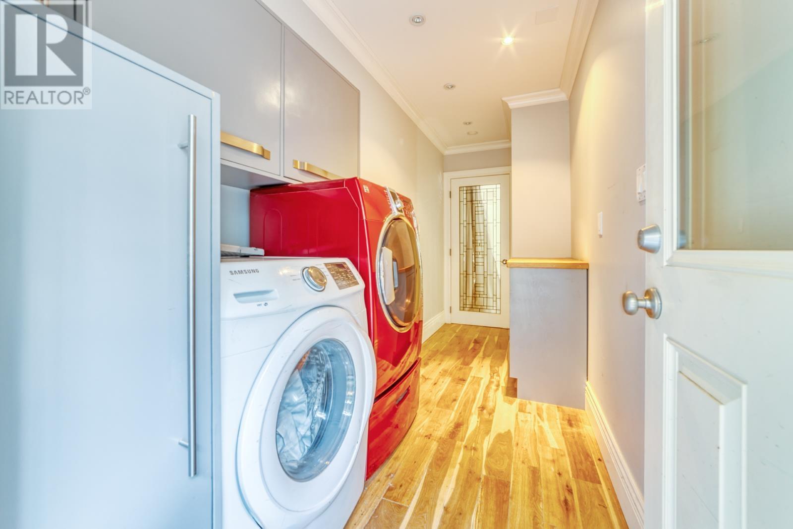 990 Kinsac Street, Coquitlam, British Columbia