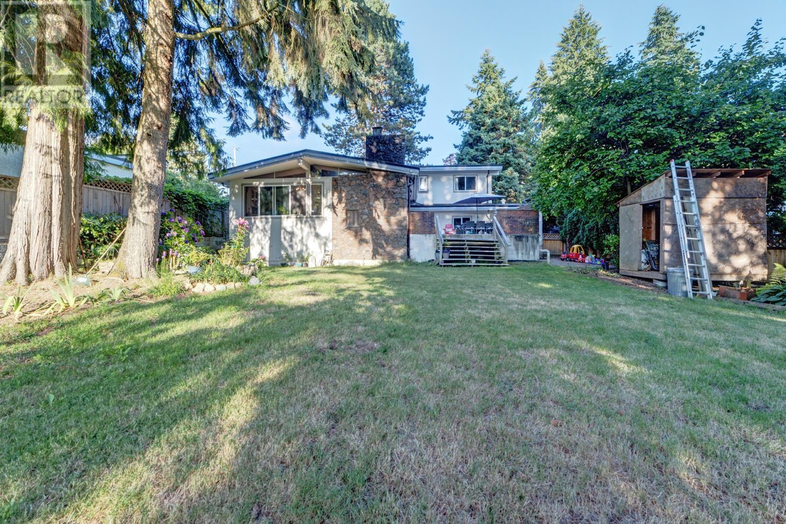 990 Kinsac Street, Coquitlam, British Columbia