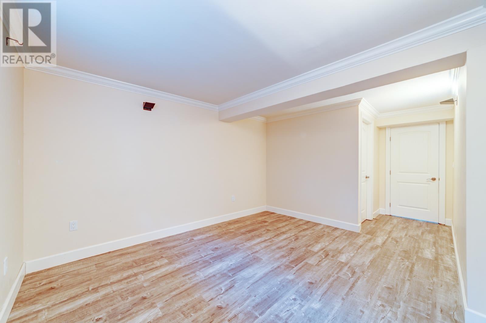 990 Kinsac Street, Coquitlam, British Columbia