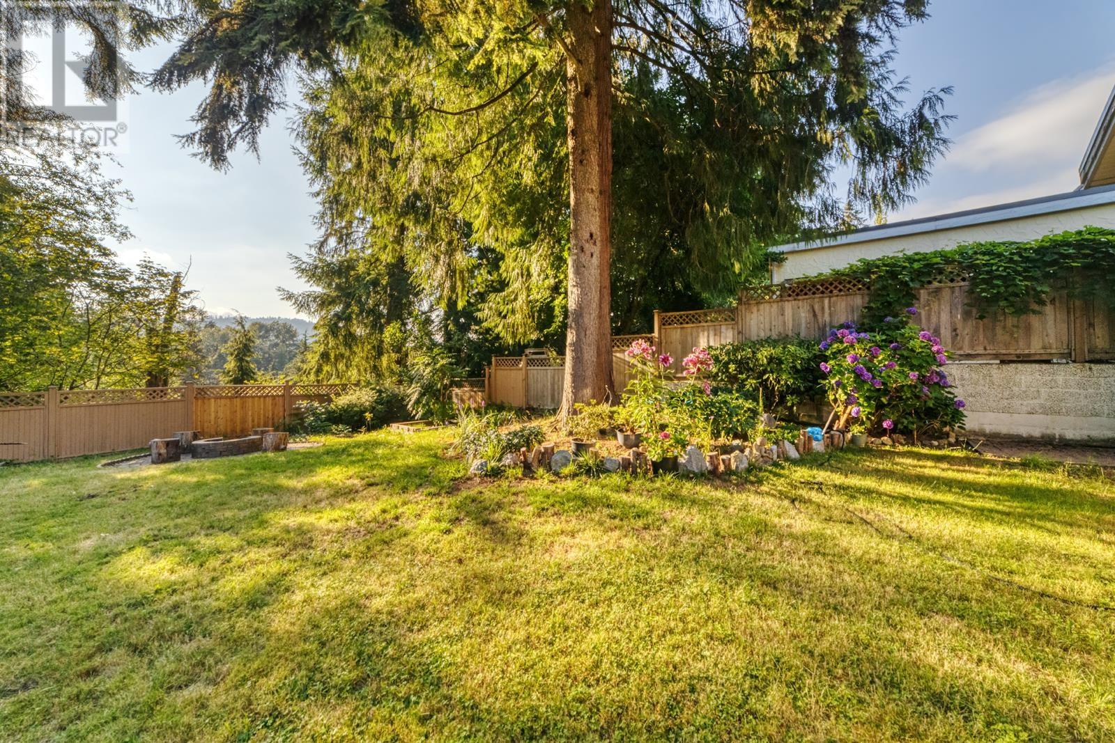 990 Kinsac Street, Coquitlam, British Columbia