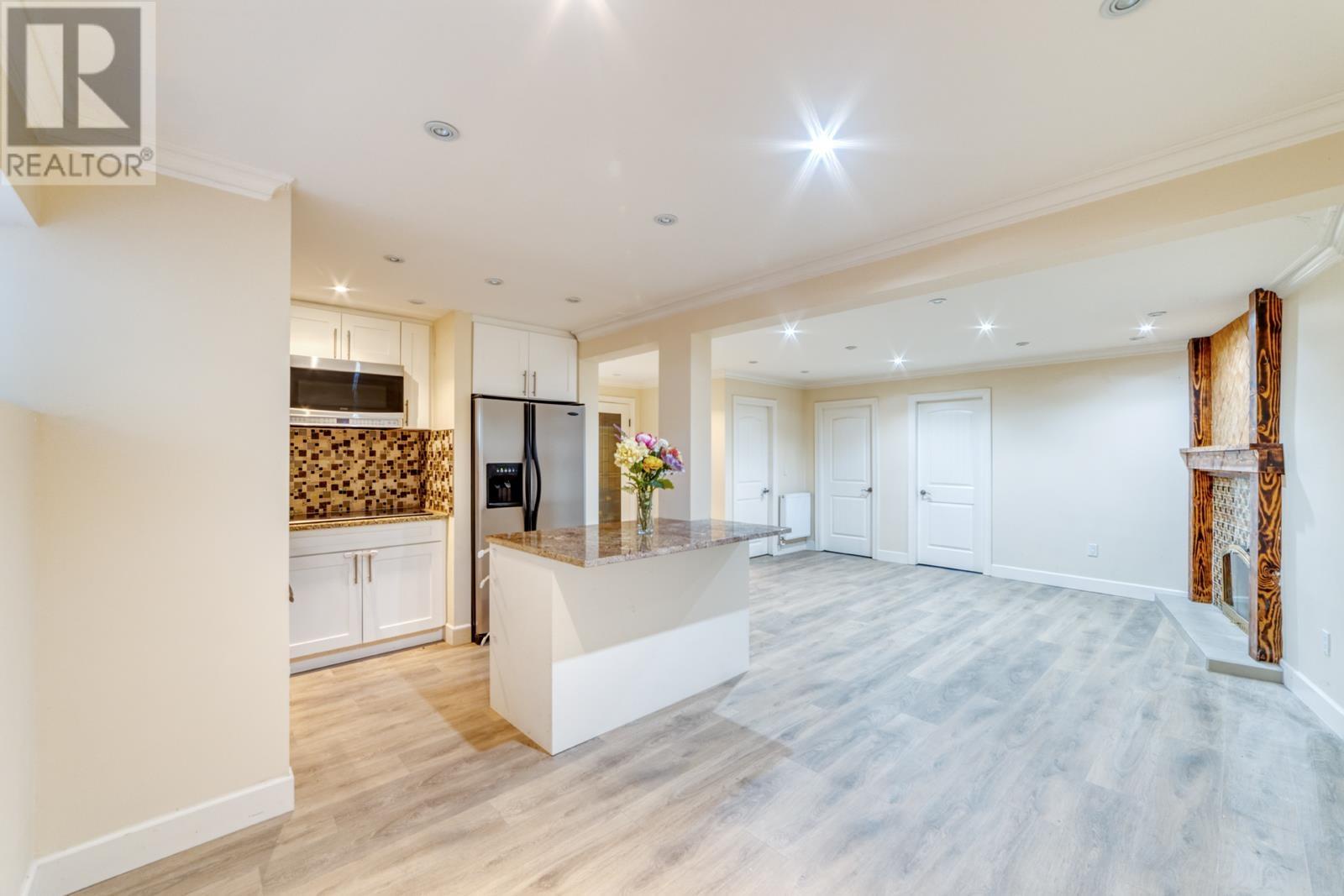 990 Kinsac Street, Coquitlam, British Columbia