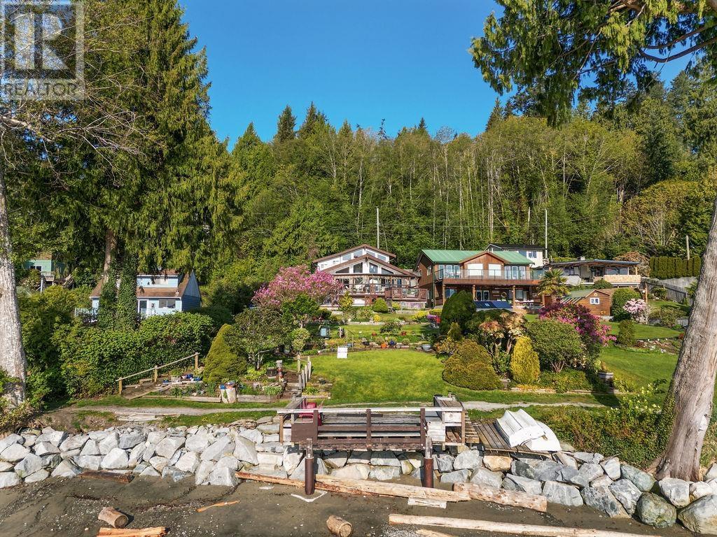 1162 Point Road, Gibsons, British Columbia