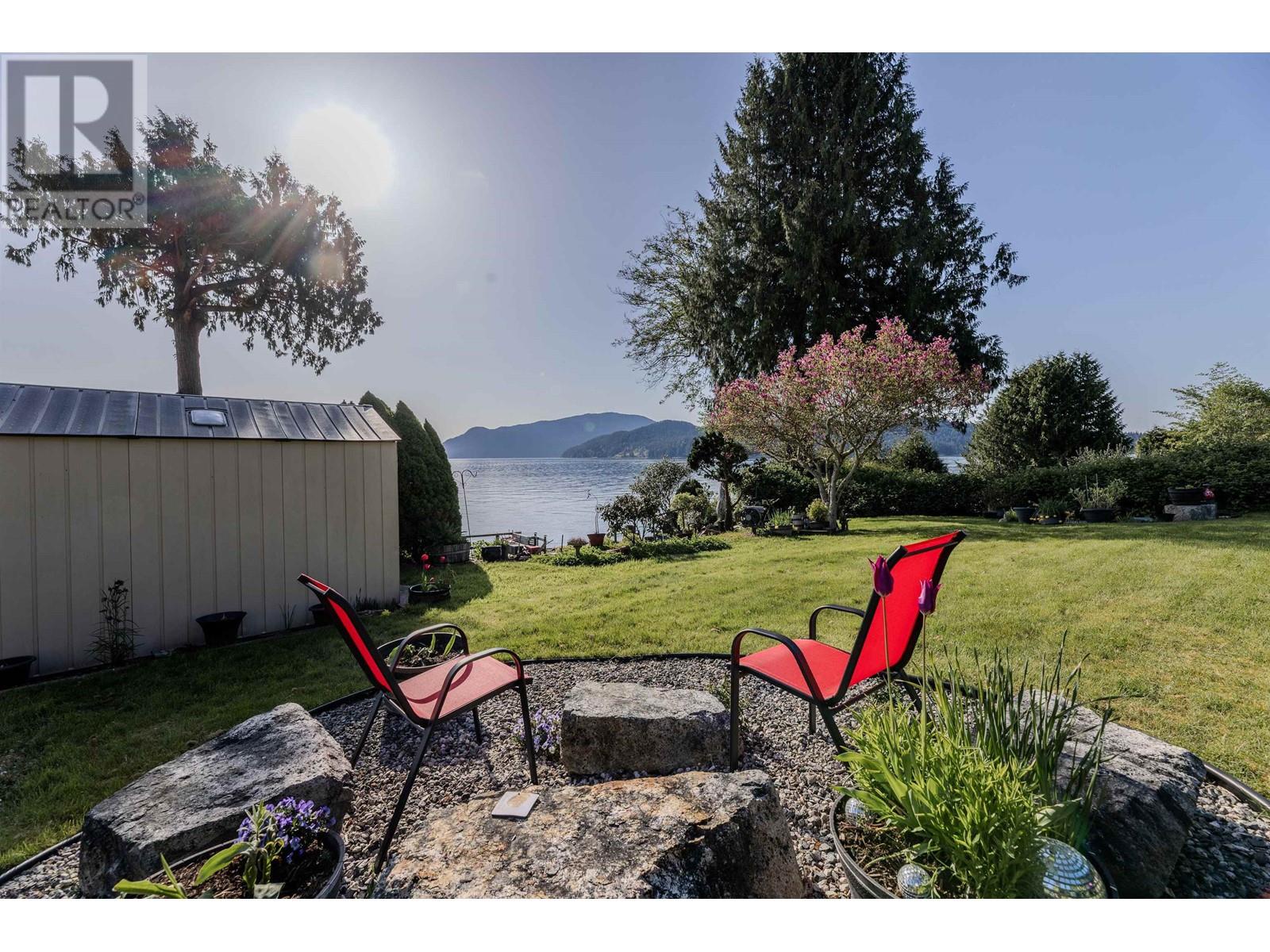 1162 Point Road, Gibsons, British Columbia