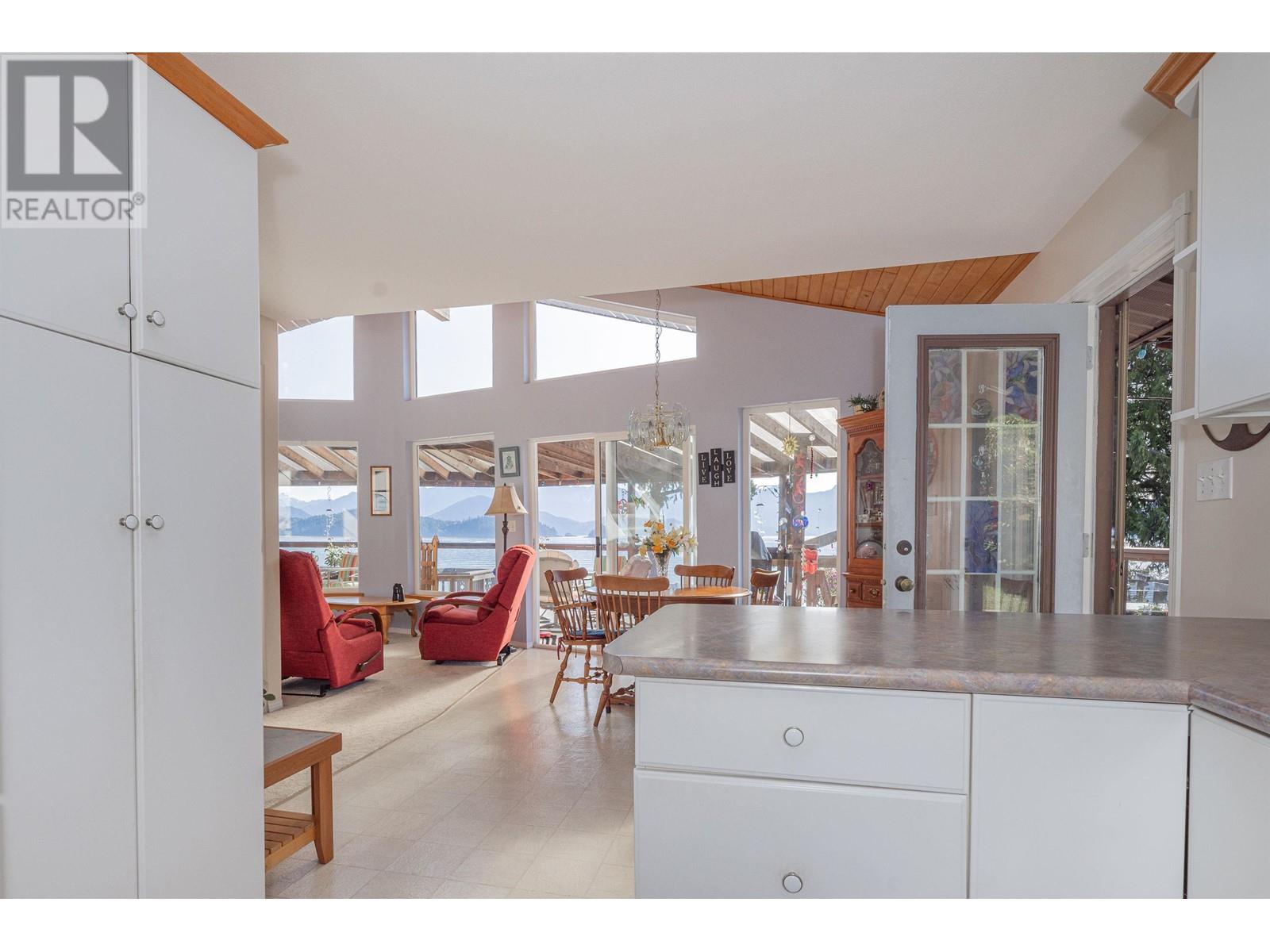 1162 Point Road, Gibsons, British Columbia