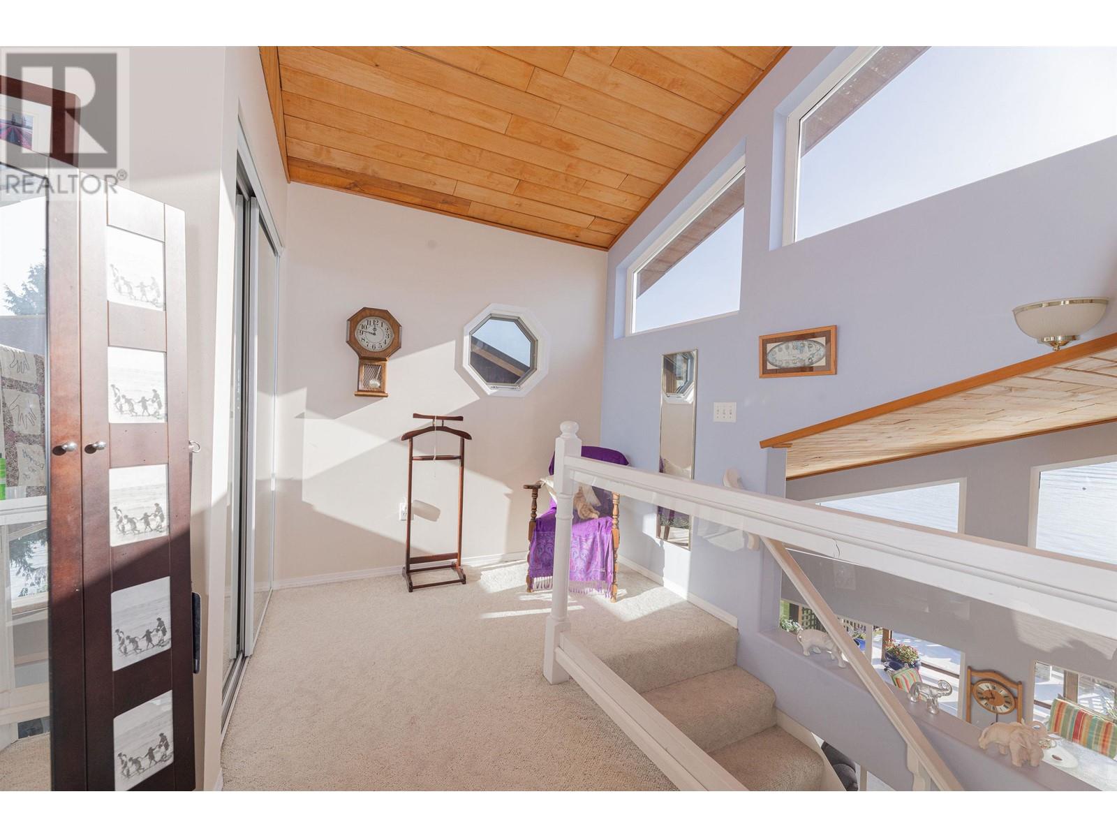 1162 Point Road, Gibsons, British Columbia