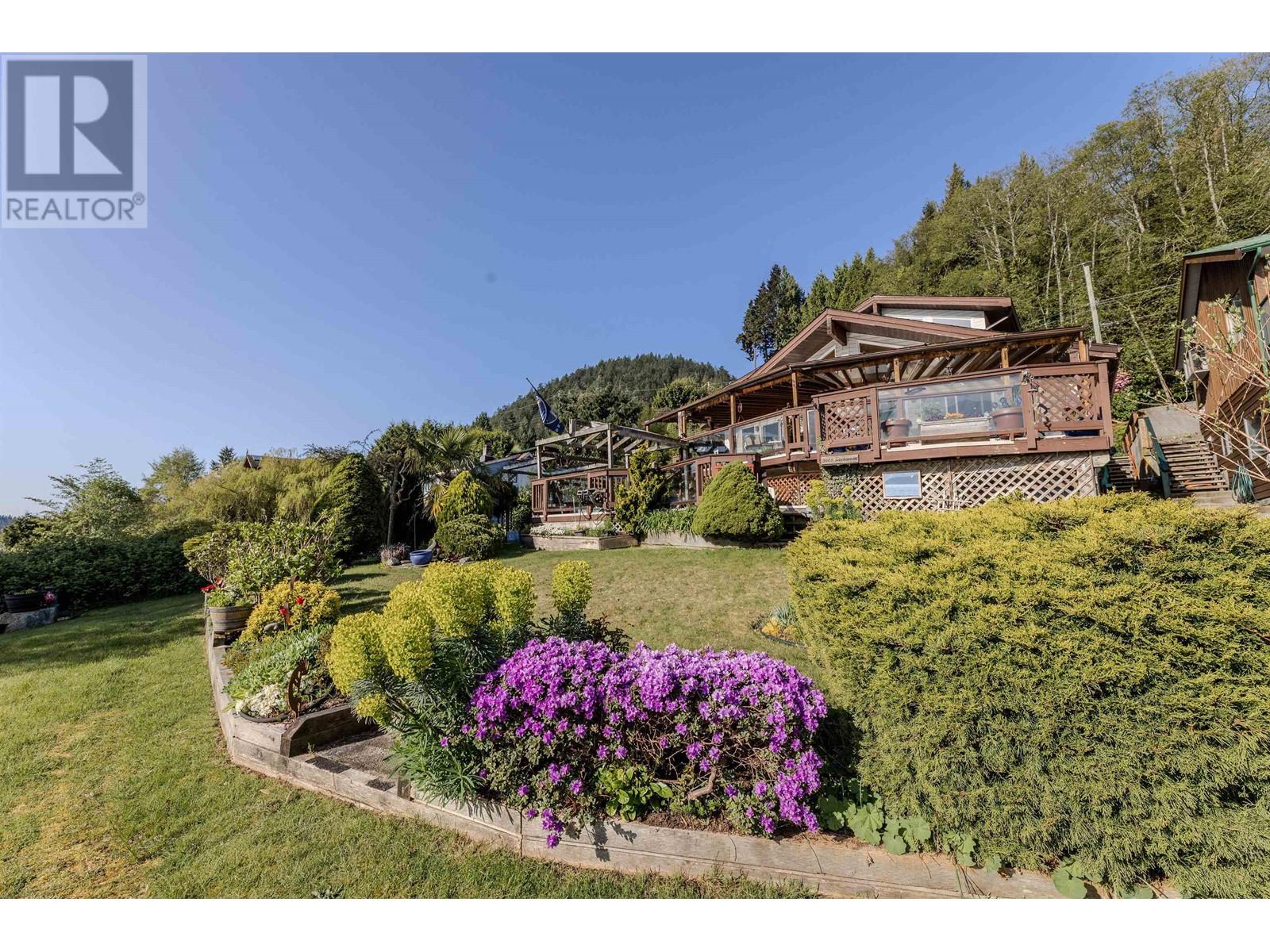 1162 Point Road, Gibsons, British Columbia