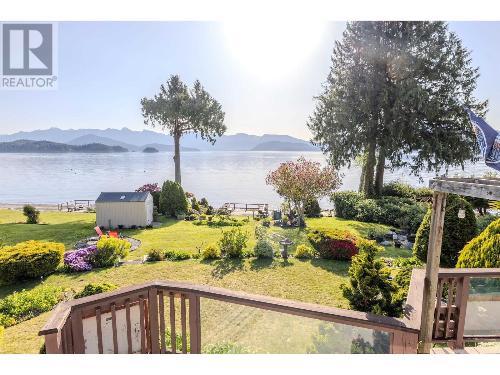 1162 Point Road, Gibsons, British Columbia